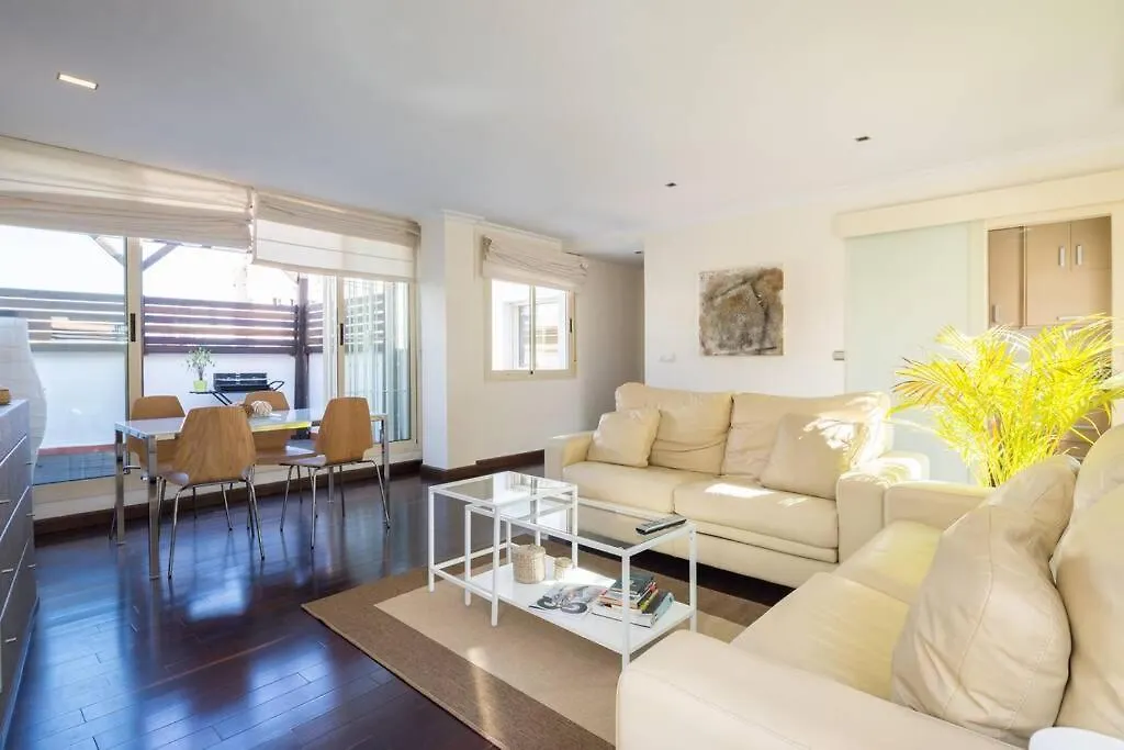Tgh/ Atico Calle Victoria Malaga Apartment